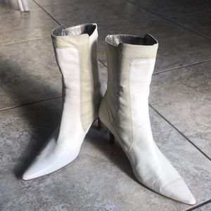 Kenneth Cole Reaction cream leather ankle boots Size 8